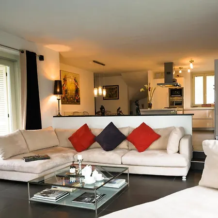 Belvedere - By Myhomeincomo 빌라